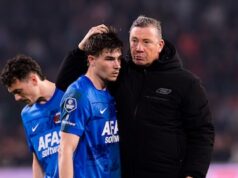 Peter Bosz também se irritou com Wouter Goes: ‘Não sei se ele vai ficar tanto tempo em campo no meu tempo’