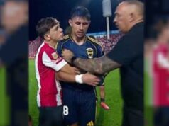 Ele queria a camisa do Bareiro, mas acabou com a mãe sendo expulsa do estádio