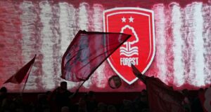 Capitão do Fulham, Tom Cairney, admite transferência do Nottingham Forest