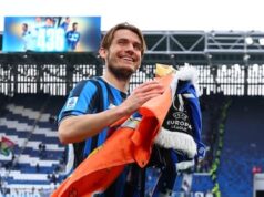 Os fãs de futebol italiano e a mídia enlouqueceram com Marten de Roon depois de gravar ‘Transformando trabalho duro em arte’