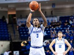 Importação bancária: o jogador de basquete universitário americano Josh Banks assina com Geraldton Buccaneers para a temporada 2026 da NBL1