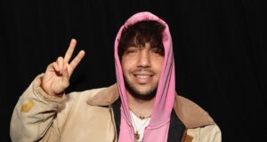 Benny Blanco sobre higiene, pés sujos cheiram mal