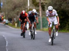 Strade Bianche no horizonte, mas Milão-San Remo na mente – Tadej Pogačar estabelece recorde não oficial do Strava na Cipressa