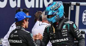 Russell conquista a pole de Antonelli enquanto Verstappen desaparece