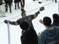 O filho do assassino transgênero Robert Dorgan marcou o gol da vitória na prorrogação em uma partida crucial de hóquei no gelo