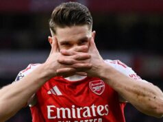 Arteta pode esquecer Giocrez ao iniciar o novo Robin van Persie do Arsenal