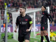 Robert Andrich, do Bayer Leverkusen, escapa do cartão vermelho antes de marcar contra o Arsenal