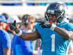 Os Saints contrataram Travis Etienne, ex-Jaguars, escolhido para o primeiro turno