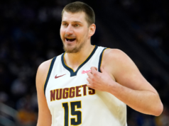 Nikola Jokić pretende acabar com os rumores de agência gratuita antes que eles realmente comecem