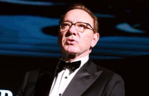 Kevin Spacey testemunha e admite diagnóstico de ‘comportamento sexualmente obsessivo-compulsivo’