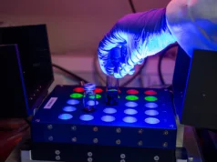 Um erro do laboratório de Cambridge revela uma nova maneira poderosa de modificar moléculas de medicamentos