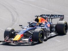 Fórmula 1 ao vivo | Max Verstappen inicia uma dura perseguição em Melbourne, com Charles Leclerc na liderança mais uma vez.