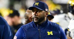 Universidade de Michigan não renova contratos de funcionários em meio a alegações