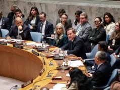 Embaixador do Irã pede ao enviado dos EUA Waltz que seja “educado” na reunião da ONU