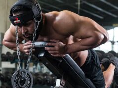 Força do pescoço em combate: Aumente a flexibilidade com amortecedores.