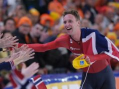 Sander Eitrem encerra festa da Noruega em Thialf com primeiro título mundial