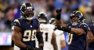 Agência gratuita Odafe Oweh: pontos de pouso após Chargers recusarem marca de franquia