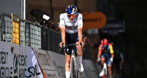‘Só quero terminar no pódio no domingo’ – O herói local Giulio Pellizzari luta contra as dores e Matteo Jorgenson é o segundo da geral em Tirreno-Adriatico.