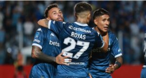 A corrida foi um grande sucesso no Norte: venceu o Atlético Tucumán por 3 a 0 e somou pontos importantes no Apertura