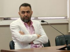 Mais um advogado de Ramiro Petros pediu demissão, deixando o empresário mais uma vez indefeso