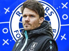 Cameron Asia é uma potencial primeira contratação de verão do Rangers após negociações com Rohl