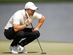 Rory McIlroy desiste do evento PGA Tour de US$ 20 milhões antes do horário do jogo em estado de choque, primeiros 13 anos de idade