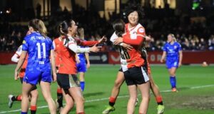 Graças ao furo sobre as mulheres do Feyenoord É emocionante estar no topo da Eredivisie.