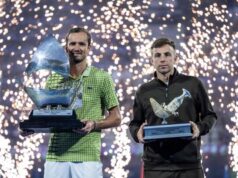 Tallon Greek Spoor ainda não pode deixar Dubai por causa da guerra no Irã.