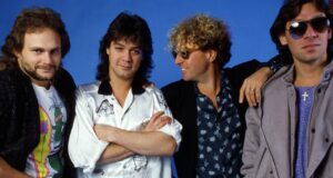 Sammy Hagar diz que nunca mais tocará com Alex Van Halen após rivalidade