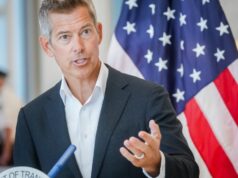 Secretário de Transportes de Trump promete ‘futuro da aviação’ com novo programa eVTOL