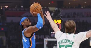 Canadense (27) quebra antigo recorde da NBA