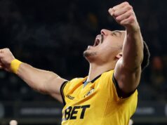 Lobos 2 a 1 Liverpool