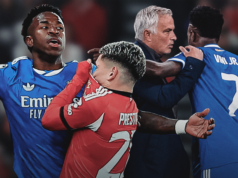 Chefe da FIFA diz que jogadores que cobrirem a boca ao discutir em campo serão expulsos | Notícias de futebol