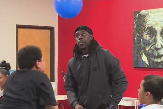 ‘Dê a eles algo para lembrar:’ Jogadores do Blazers visitam o Boys & Girls Club