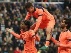 O Barça jogou bem contra o Newcastle na Liga dos Campeões, com Lamine Yamal cobrando pênalti no último segundo.