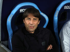 O Napoli está confiante de que Conte permanecerá, apesar do contrato de curto prazo
