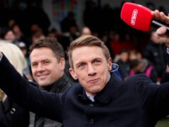 Stephen Warnock foi atingido pelo jogador “extraordinário” do Arsenal que surpreendeu contra o Mansfield Town.