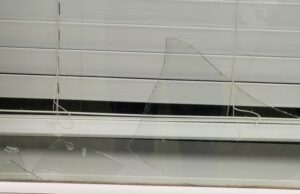 Tiros atingiram o Centro Comunitário Islâmico de Hillsboro. Identificado acidentalmente, disse a polícia.