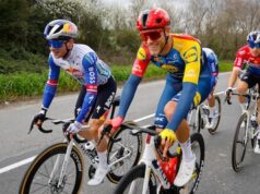 Atacante ou velocista no partido no terceiro mandato?