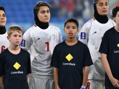 Austrália e EUA apoiam jogadora de futebol iraniana em busca de asilo