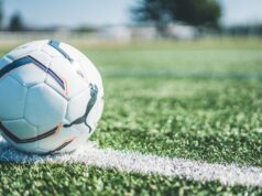 Futebol colegial: confrontos regionais de playoffs entre meninos e meninas