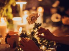 Fume um baseado e mergulhe nas flores neste workshop guiado de design floral em DTLA