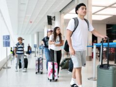 Trump disse que agentes do ICE seriam enviados aos aeroportos dos EUA na segunda-feira