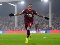 Crisêncio Summerville jogou várias semanas devido a uma lesão na panturrilha. Convocado para a seleção holandesa enquanto permanecia fora de vista.