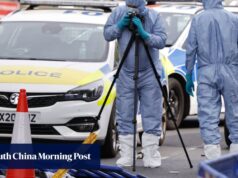 A polícia britânica afirma que o esfaqueamento de 2 judeus em Londres é um incidente terrorista.