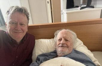 Em meio à crise dos custos dos lares de idosos: como é provável que os preços subam £ 20.000 por ano – e o que você pode fazer agora para combatê-la. Reportagem especial de ANDREW PENMAN