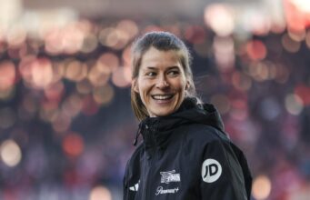 Quem é Marie-Louise Eta, técnica interina do Union Berlin e a primeira mulher a liderar uma equipe masculina da Bundesliga?