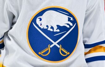 Os Sabres garantiram uma vaga nos playoffs, encerrando a seca mais longa da história da NHL