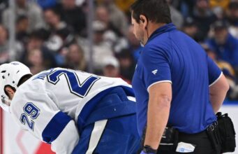 A NHL está olhando para a porta da grande área de Buffalo após a lesão de Holmberg