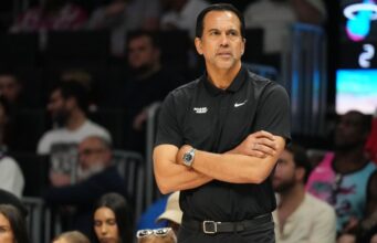 Spoelstra: O Hornets não precisa mais punir a bola.